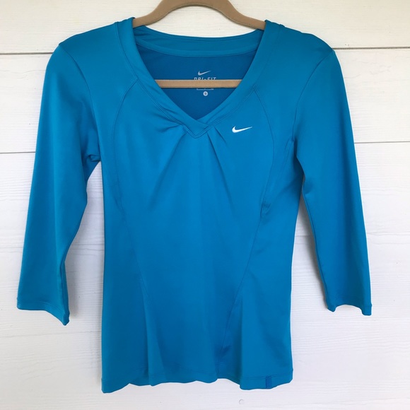 NWOT Nike Dri-Fit Workout Top - Picture 1 of 5